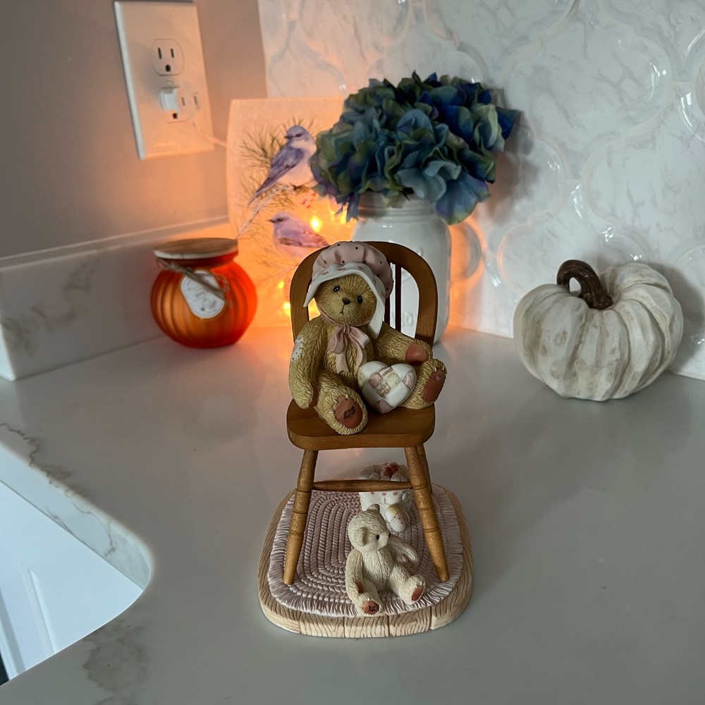 Cherished Teddies -Jenny the bigger the heart the more love it can hold